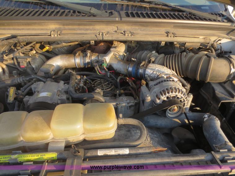 image for item D2161 2000 Ford F550 box truck