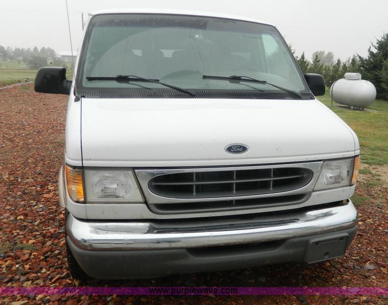 image for item D6107 1999 Ford Econoline E150 conversion van
