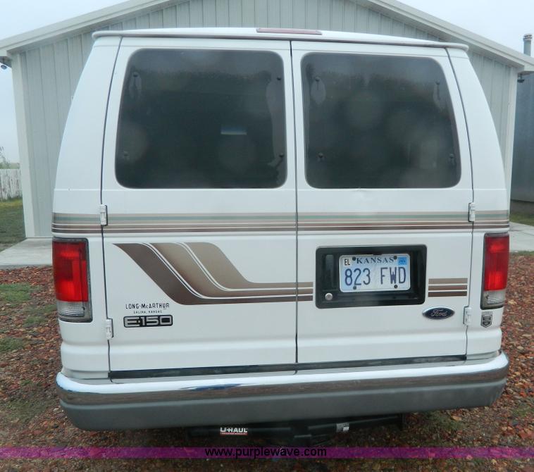 image for item D6107 1999 Ford Econoline E150 conversion van
