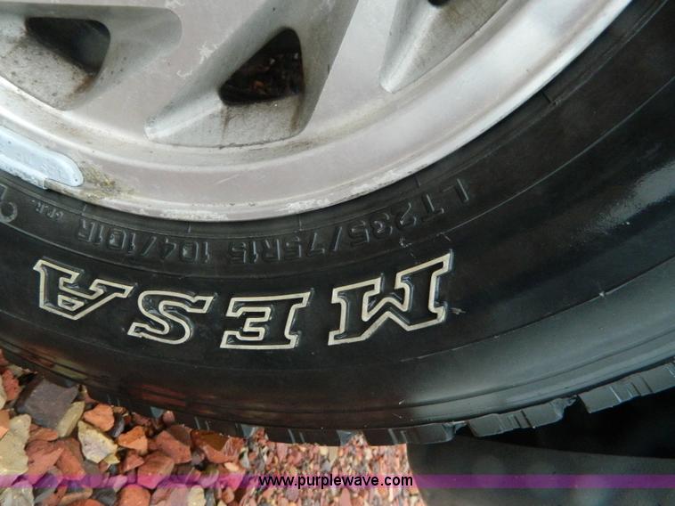 image for item D6107 1999 Ford Econoline E150 conversion van