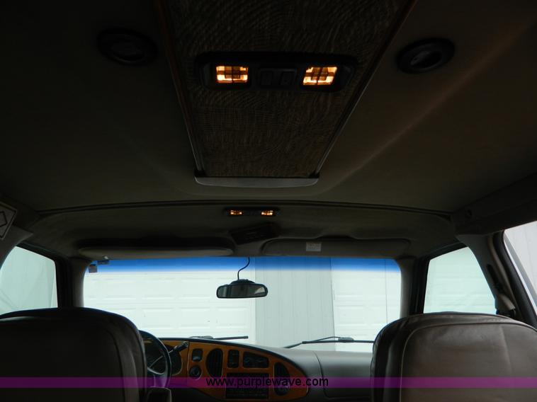 image for item D6107 1999 Ford Econoline E150 conversion van