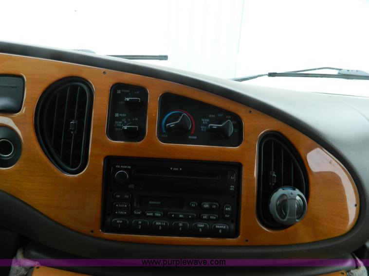 image for item D6107 1999 Ford Econoline E150 conversion van