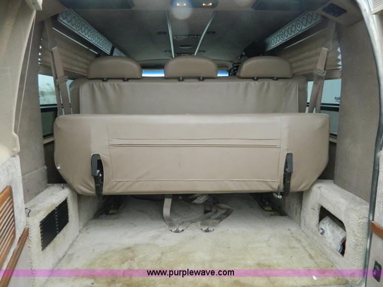 image for item D6107 1999 Ford Econoline E150 conversion van