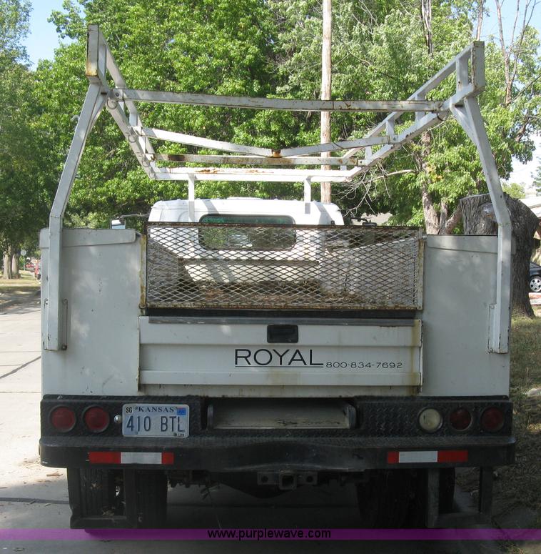 image for item E7964 1996 GMC W4-Forward utility truck