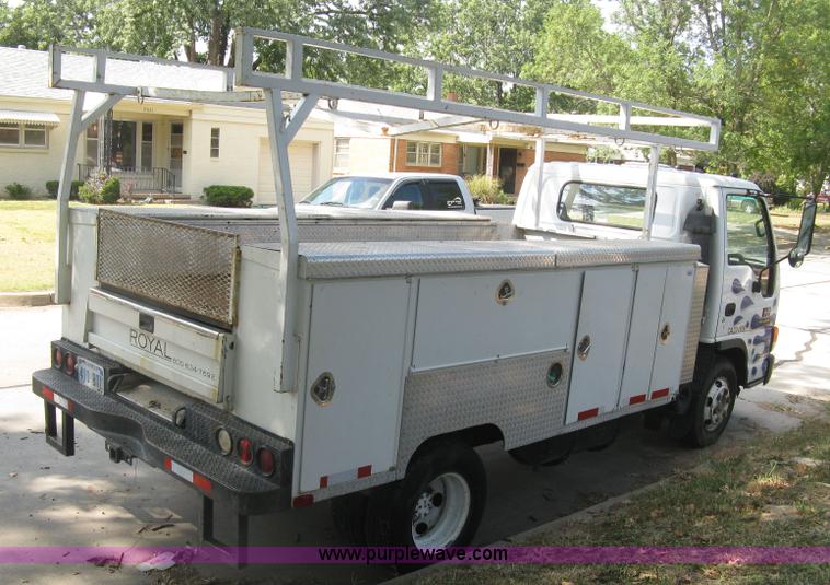 image for item E7964 1996 GMC W4-Forward utility truck