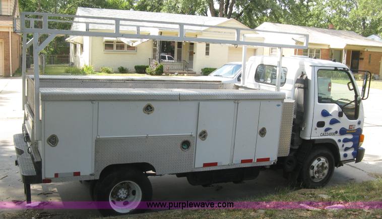 image for item E7964 1996 GMC W4-Forward utility truck