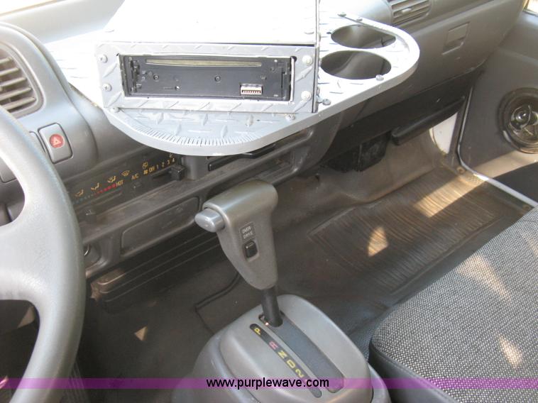 image for item E7964 1996 GMC W4-Forward utility truck