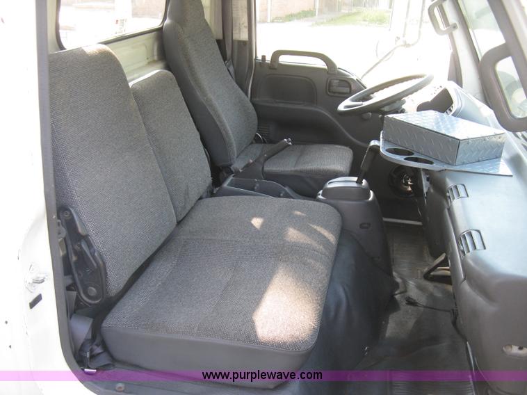 image for item E7964 1996 GMC W4-Forward utility truck