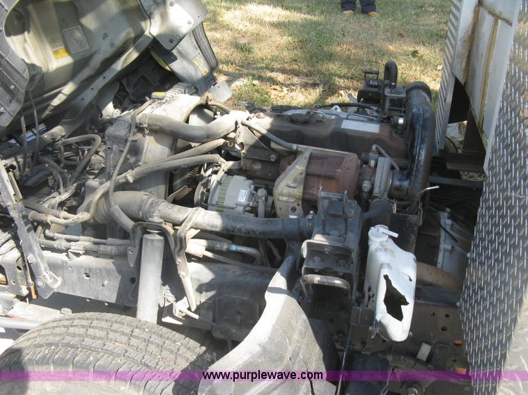 image for item E7964 1996 GMC W4-Forward utility truck