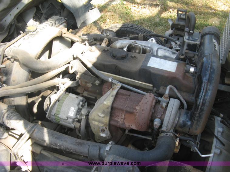 image for item E7964 1996 GMC W4-Forward utility truck