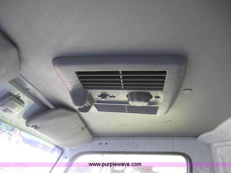 image for item E7965 2001 Isuzu NQR flatbed dump truck