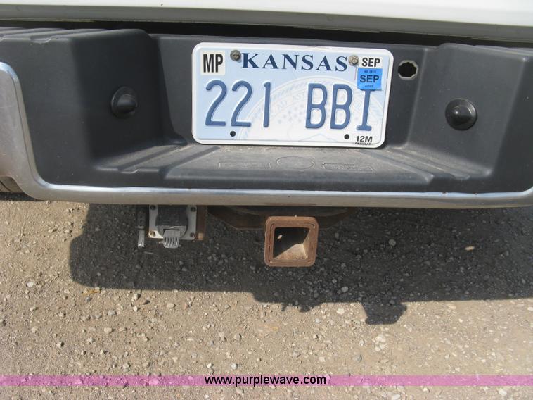 image for item E7997 2005 Ford F150 XLT SuperCab pickup truck