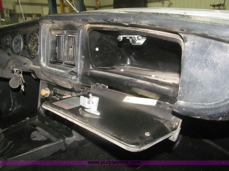 image for item F7210 1977 MG MGB