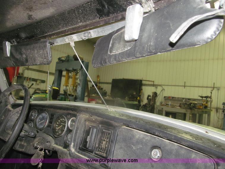 image for item F7210 1977 MG MGB