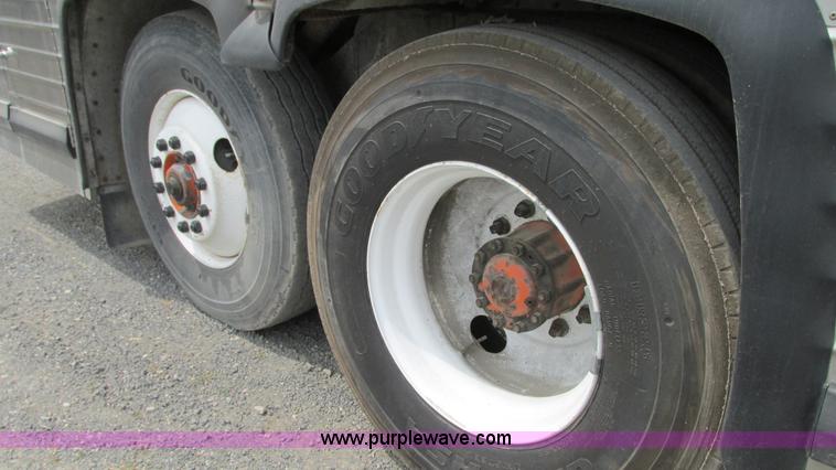 image for item G9102 1996 MCI MC-12 coach bus