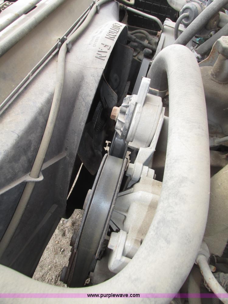 image for item G9919 1996 Ford F150 XLT pickup truck