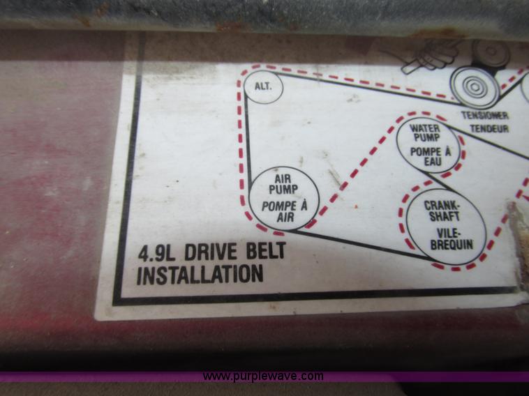 image for item G9919 1996 Ford F150 XLT pickup truck