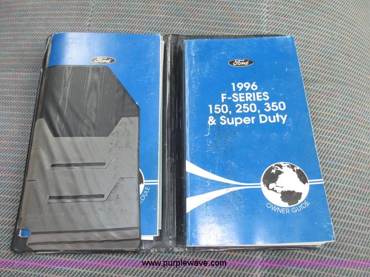 image for item G9919 1996 Ford F150 XLT pickup truck