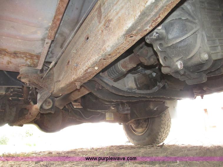 image for item G9919 1996 Ford F150 XLT pickup truck