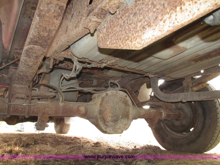 image for item G9919 1996 Ford F150 XLT pickup truck