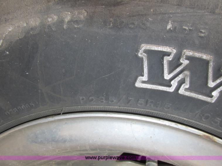 image for item G9919 1996 Ford F150 XLT pickup truck