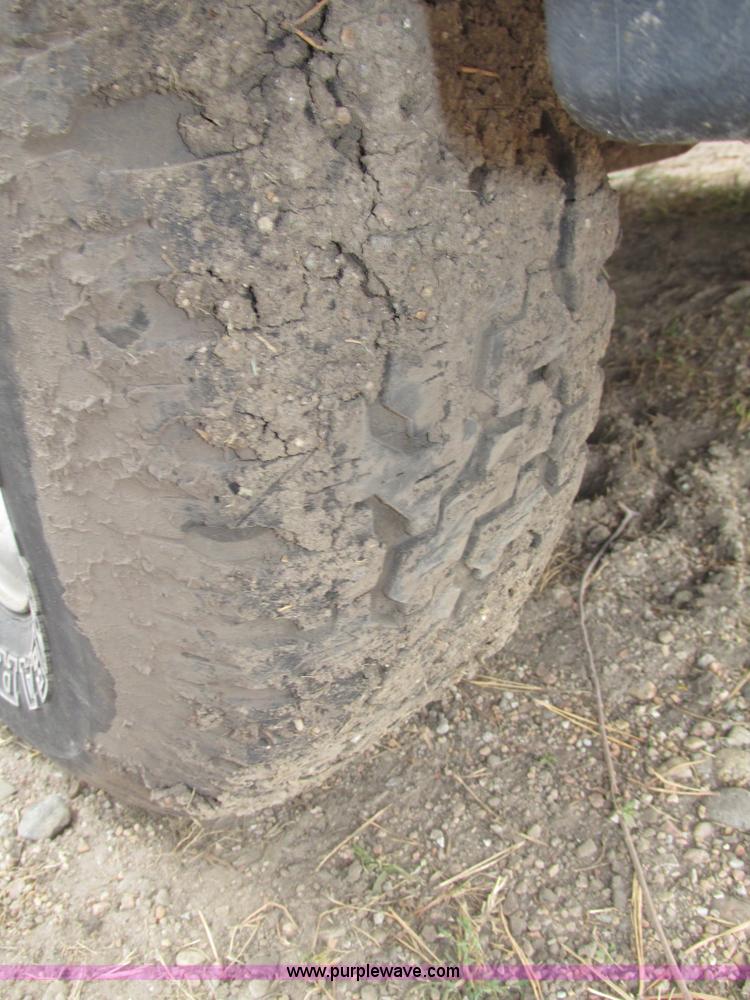 image for item G9919 1996 Ford F150 XLT pickup truck