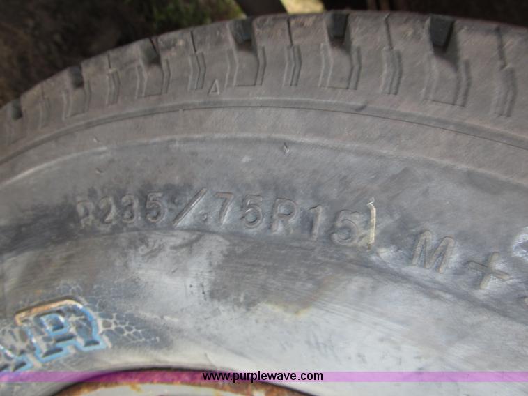 image for item G9919 1996 Ford F150 XLT pickup truck