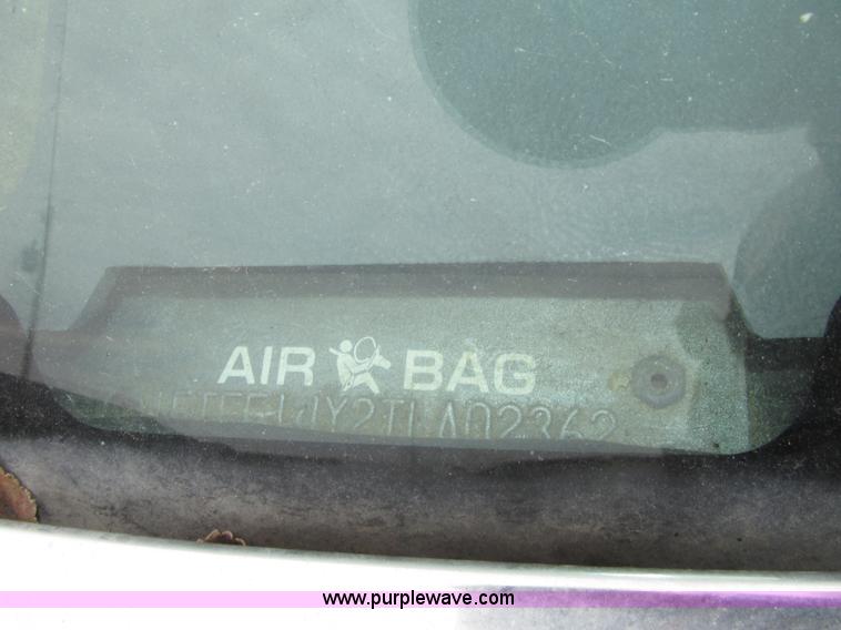 image for item G9919 1996 Ford F150 XLT pickup truck