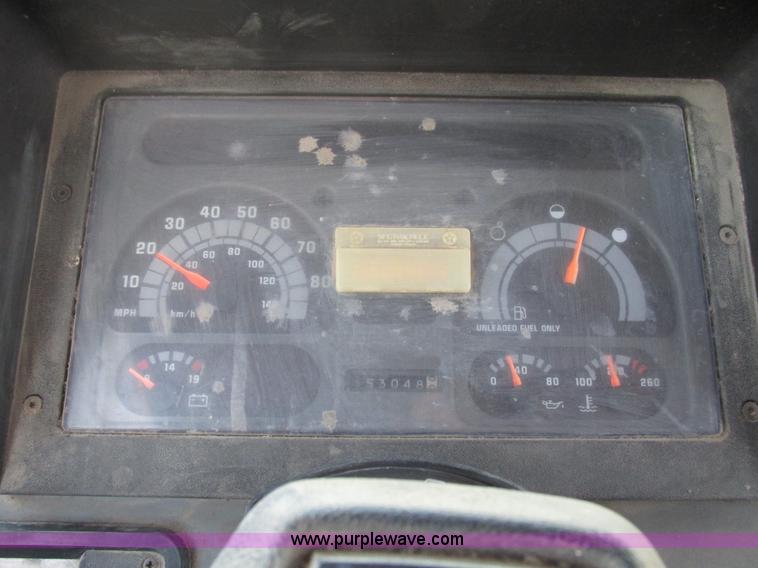 image for item G9926 1991 Chevrolet P30 step van