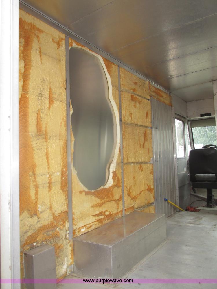 image for item G9926 1991 Chevrolet P30 step van