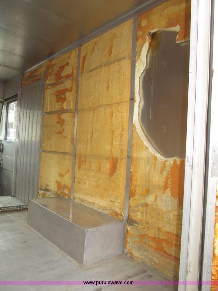 image for item G9926 1991 Chevrolet P30 step van