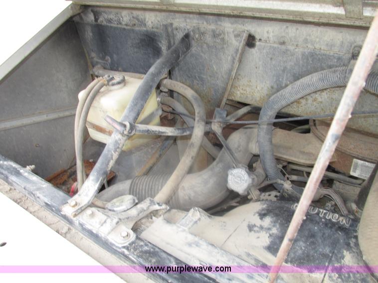 image for item G9926 1991 Chevrolet P30 step van