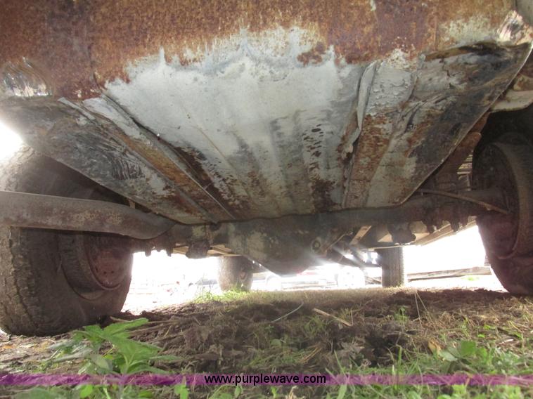 image for item G9926 1991 Chevrolet P30 step van