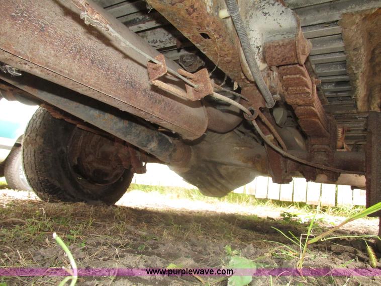 image for item G9926 1991 Chevrolet P30 step van