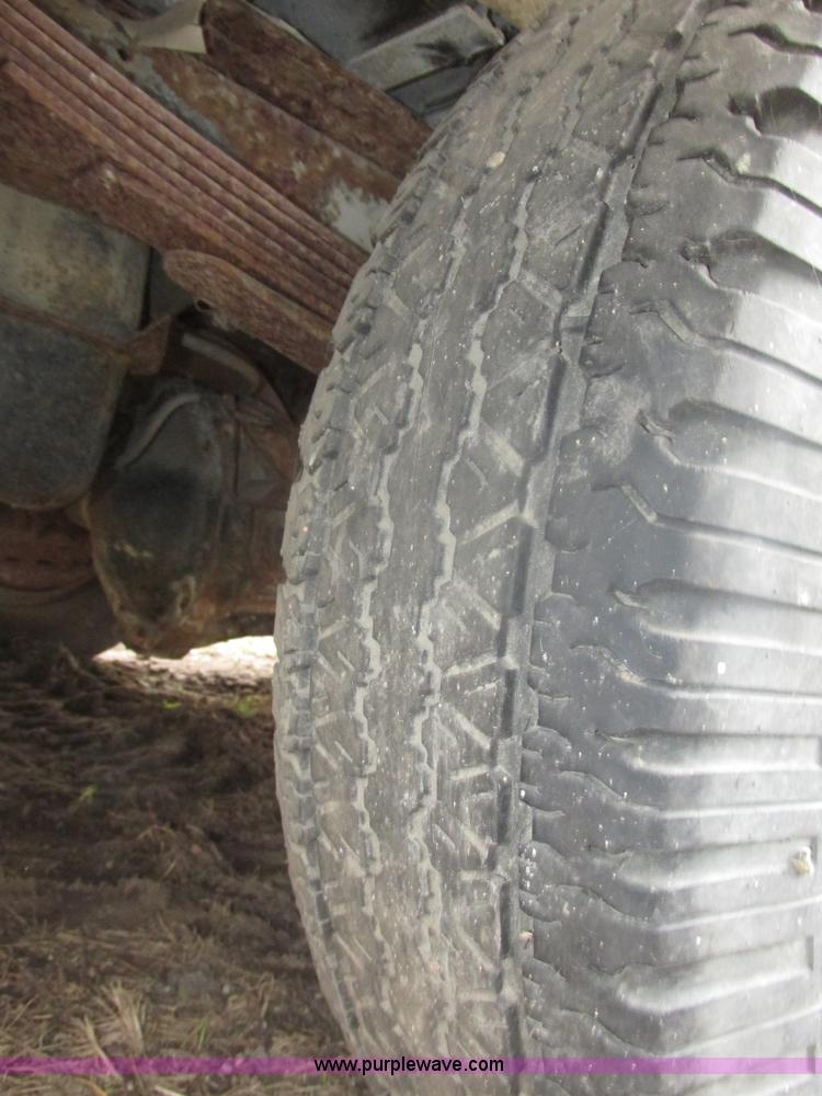 image for item G9926 1991 Chevrolet P30 step van