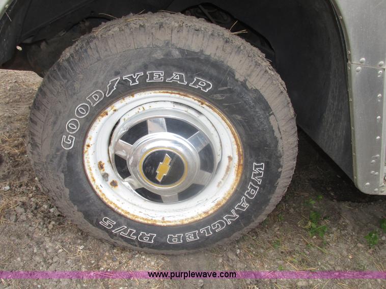 image for item G9926 1991 Chevrolet P30 step van