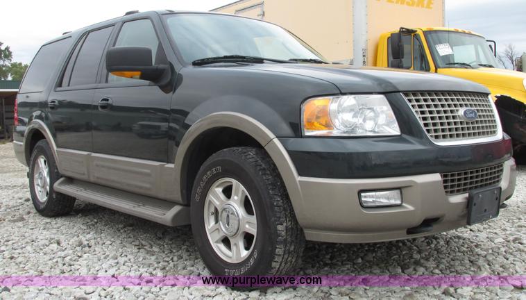image for item G9936 2004 Ford Expedition Eddie Bauer SUV