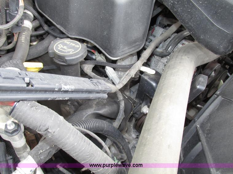 image for item G9936 2004 Ford Expedition Eddie Bauer SUV