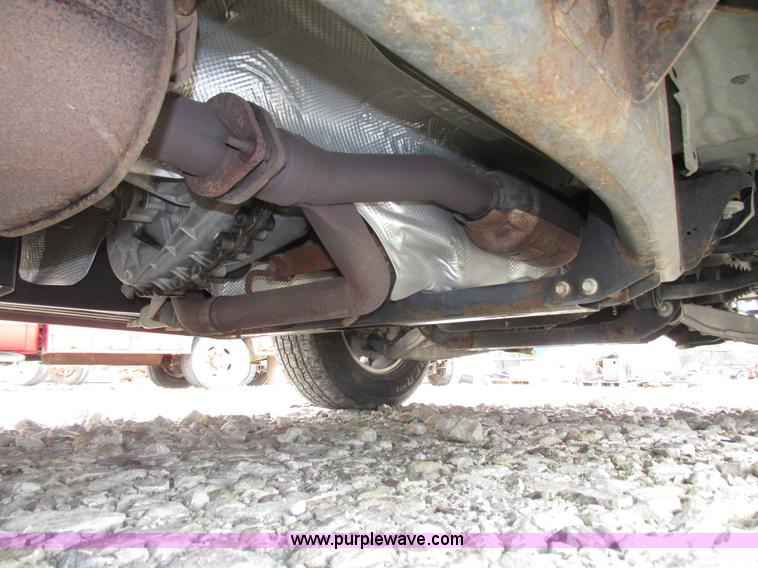 image for item G9936 2004 Ford Expedition Eddie Bauer SUV