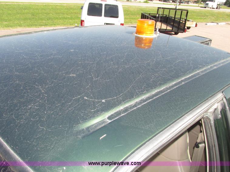 image for item G9951 2000 Ford F250 Super Duty XL SuperCab utility truck