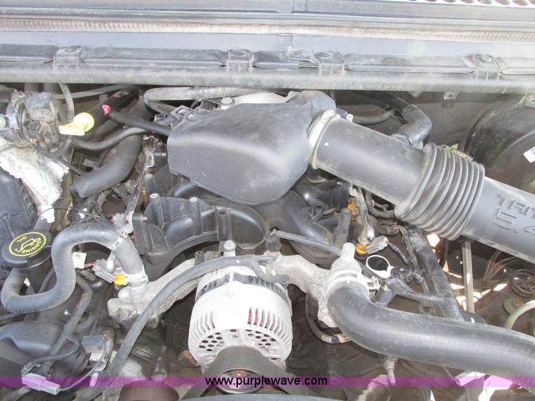 image for item G9951 2000 Ford F250 Super Duty XL SuperCab utility truck