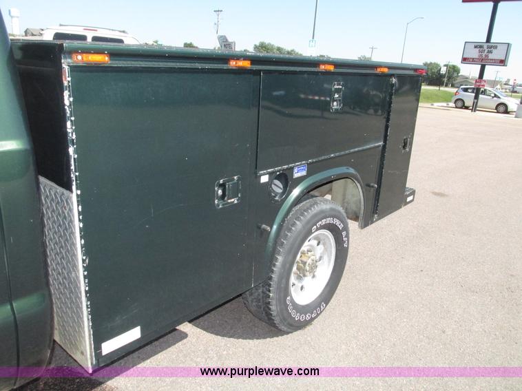 image for item G9951 2000 Ford F250 Super Duty XL SuperCab utility truck