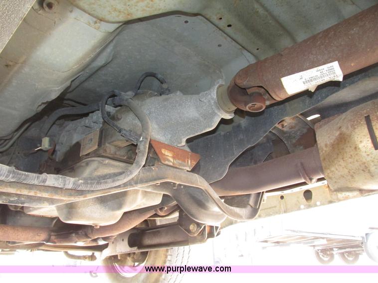 image for item G9951 2000 Ford F250 Super Duty XL SuperCab utility truck