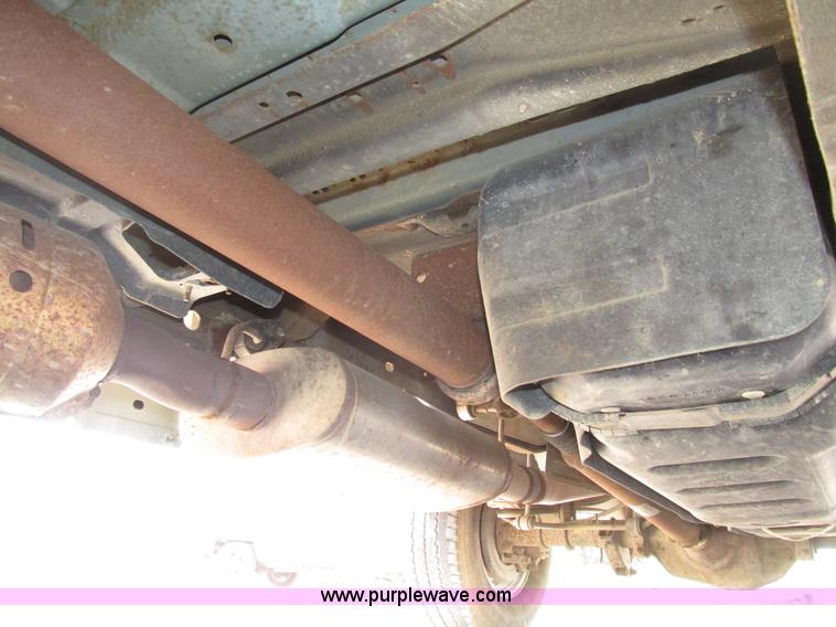 image for item G9951 2000 Ford F250 Super Duty XL SuperCab utility truck