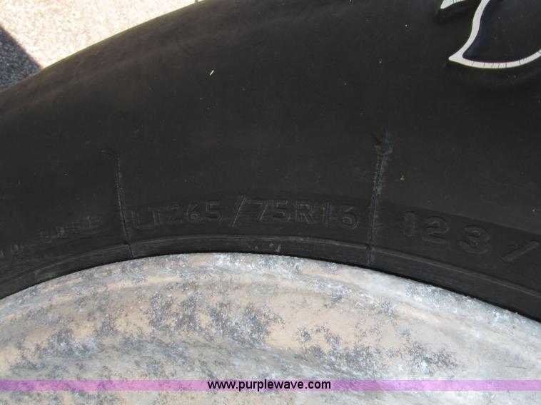 image for item G9951 2000 Ford F250 Super Duty XL SuperCab utility truck