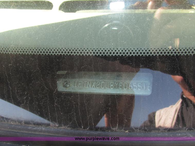 image for item G9951 2000 Ford F250 Super Duty XL SuperCab utility truck