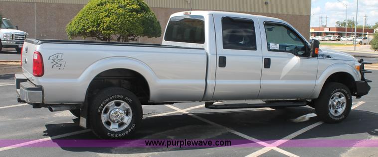 image for item H1716 2011 Ford F350 Super Duty pickup truck