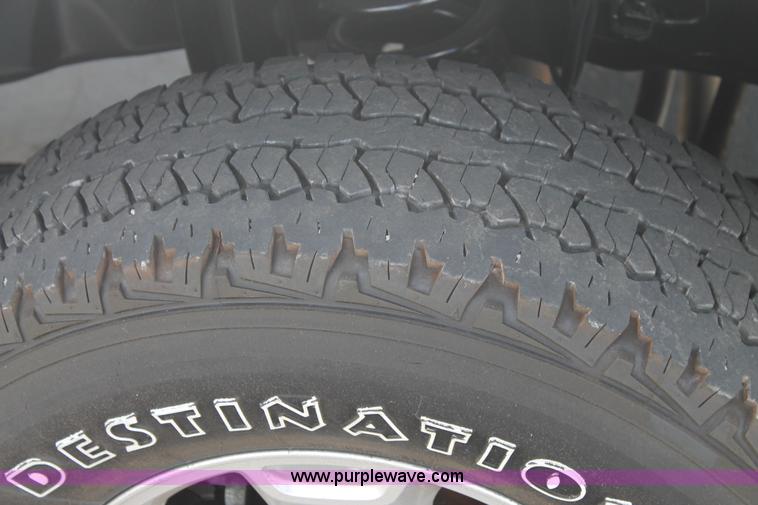 image for item H1716 2011 Ford F350 Super Duty pickup truck