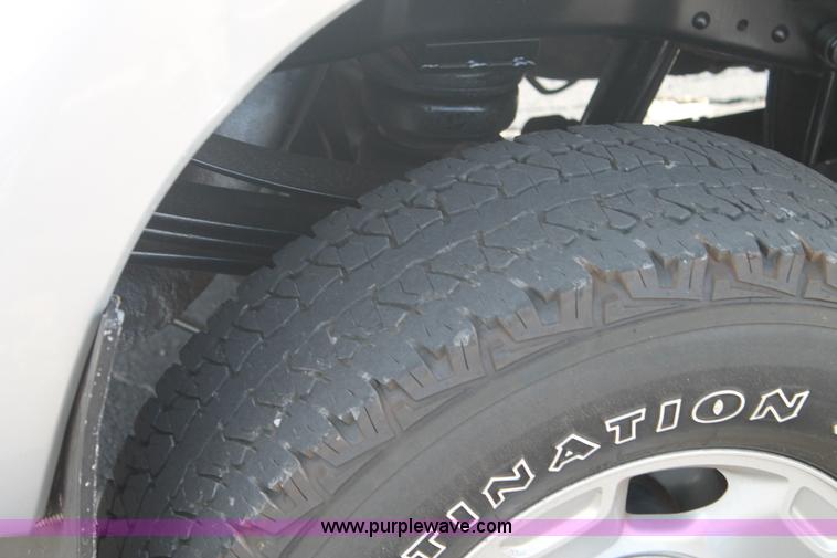 image for item H1716 2011 Ford F350 Super Duty pickup truck