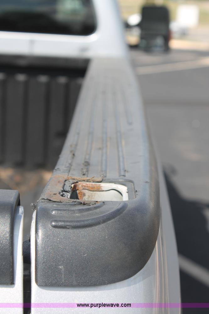 image for item H1716 2011 Ford F350 Super Duty pickup truck